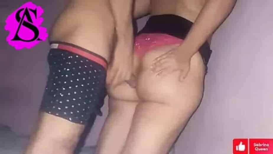 تدخل زبره في طيزها الكبير  نيك شرالأمط  طيز مصري